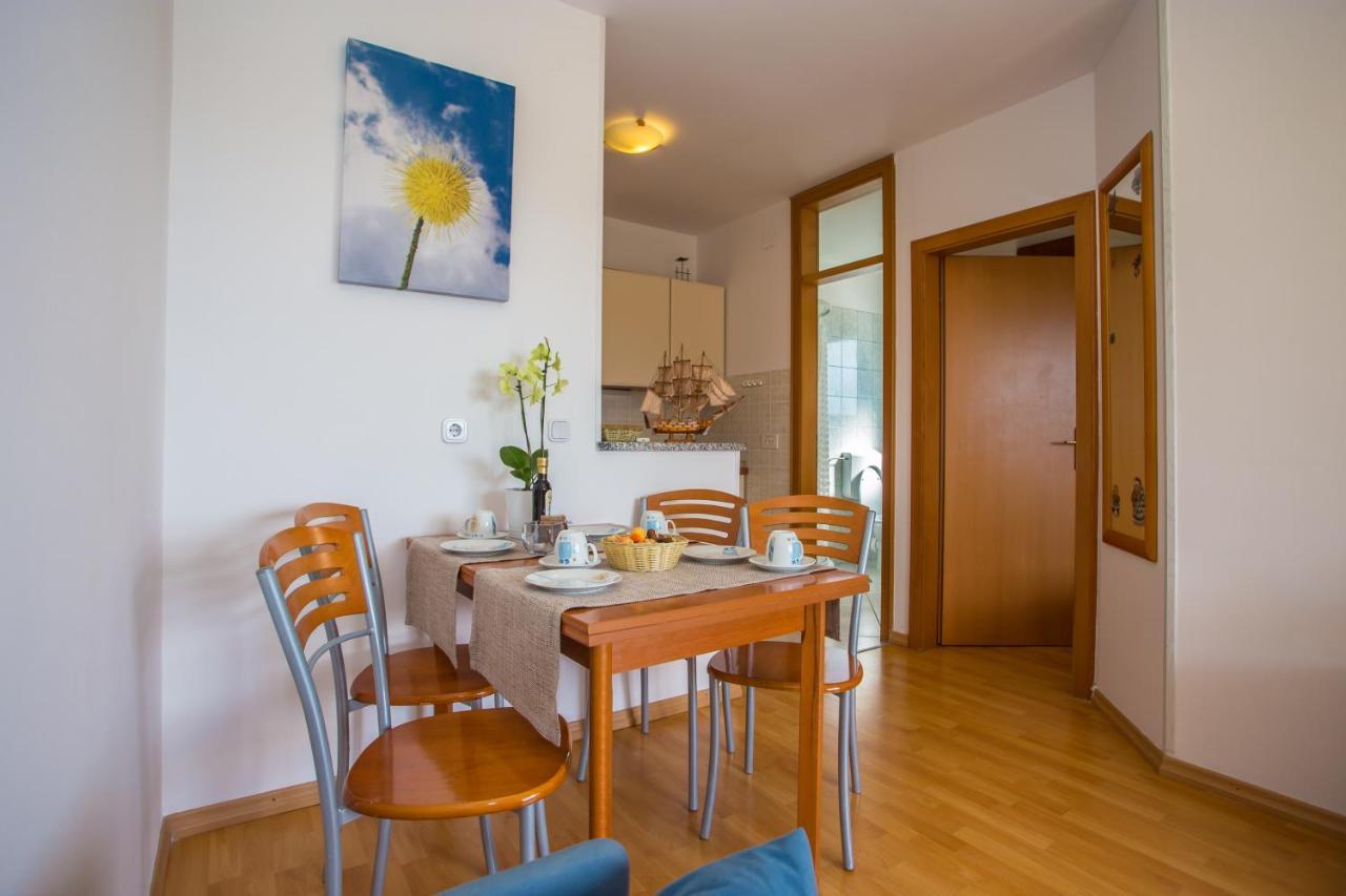 Ferienwohnung Apartman Vlado Vrsar Exterior foto