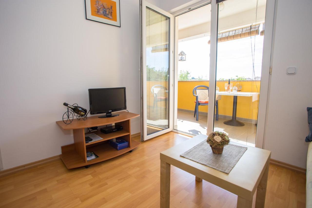 Ferienwohnung Apartman Vlado Vrsar Exterior foto