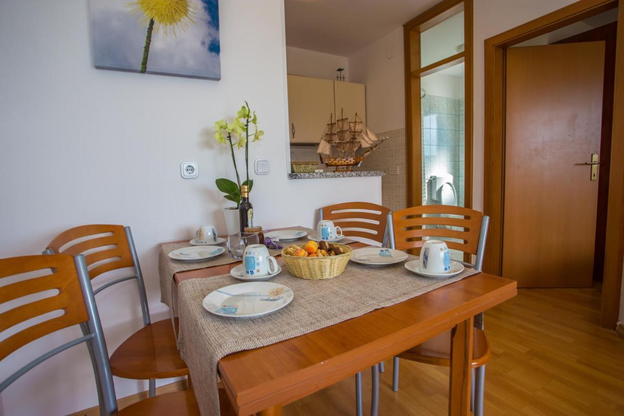 Ferienwohnung Apartman Vlado Vrsar Exterior foto