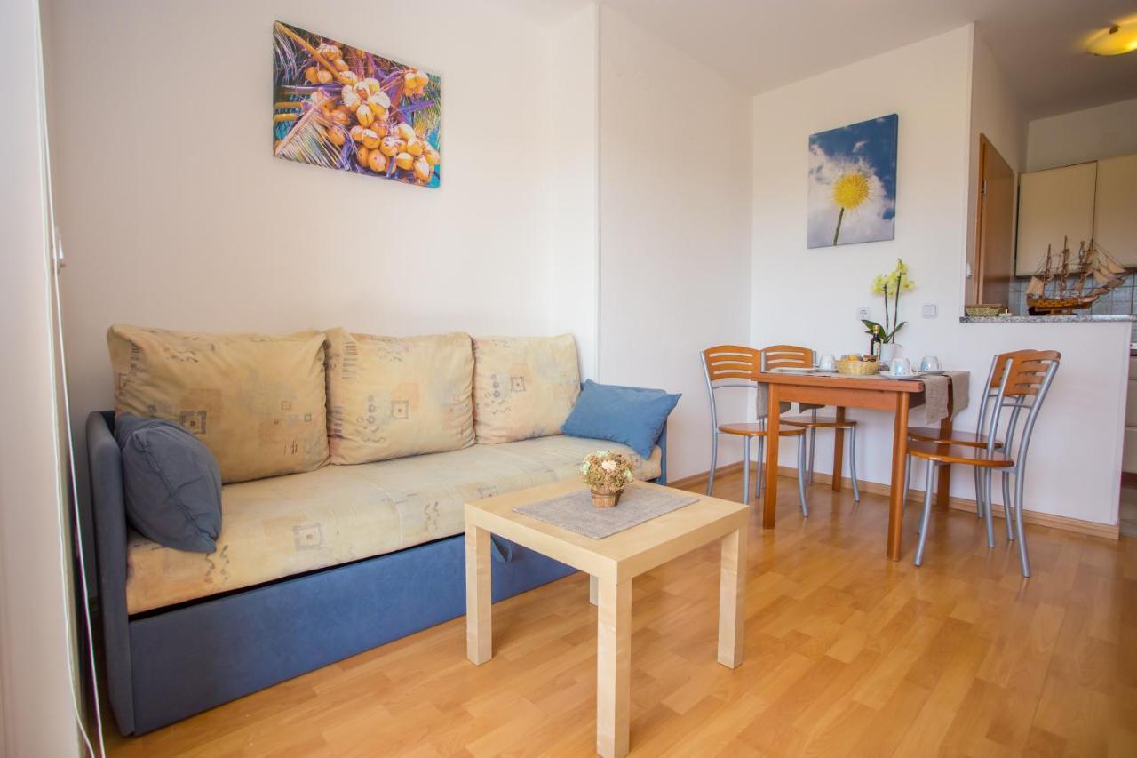 Ferienwohnung Apartman Vlado Vrsar Exterior foto